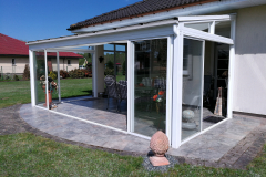 Kaltwintergarten mit Schiebetüren